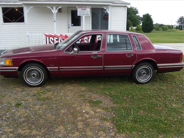 1992 Lincoln Town Car Unknown