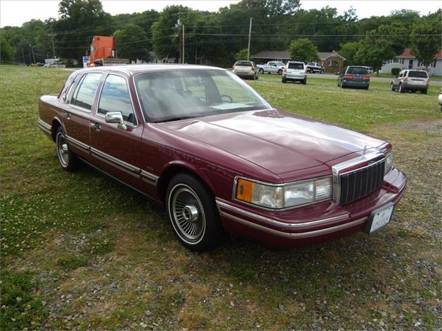 1992 Lincoln Town Car Unknown