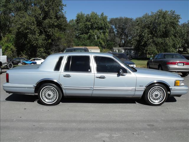 1993 Lincoln Town Car Xtreme