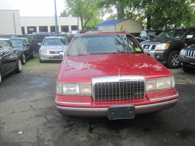 1994 Lincoln Town Car DOWN 4.9 WAC