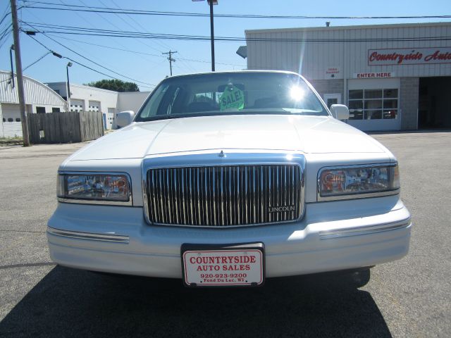 1995 Lincoln Town Car DOWN 4.9 WAC