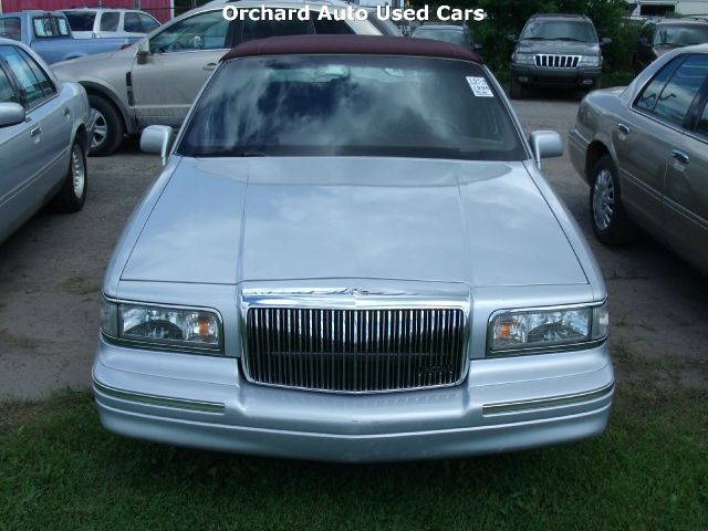 1996 Lincoln Town Car ZR-2 Extended Cab