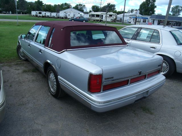 1996 Lincoln Town Car ZR-2 Extended Cab