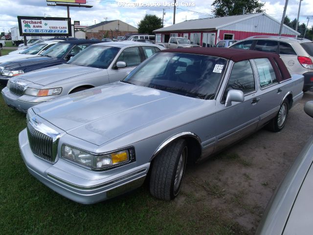 1996 Lincoln Town Car ZR-2 Extended Cab