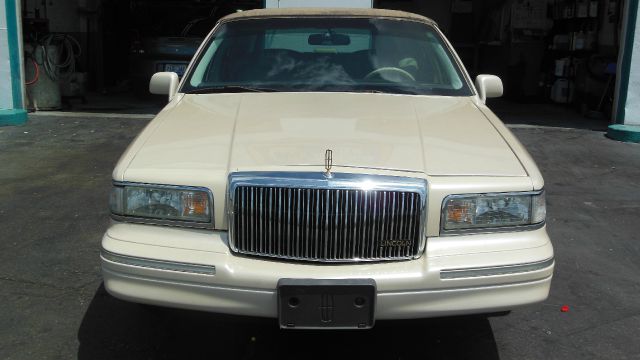 1996 Lincoln Town Car ZR-2 Extended Cab