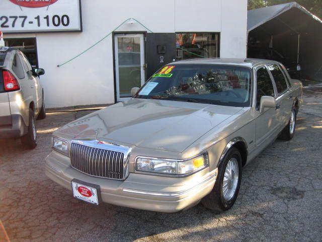 1996 Lincoln Town Car Unknown