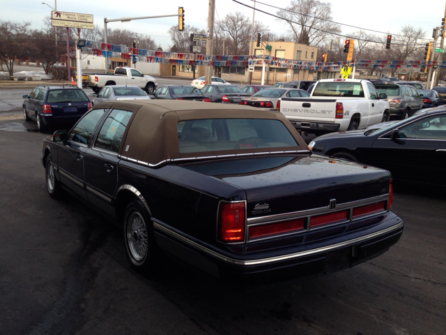 1996 Lincoln Town Car DOWN 4.9 WAC