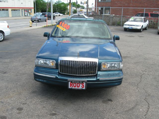 1997 Lincoln Town Car DOWN 4.9 WAC