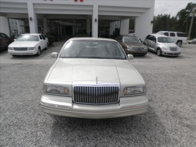 1997 Lincoln Town Car Unknown