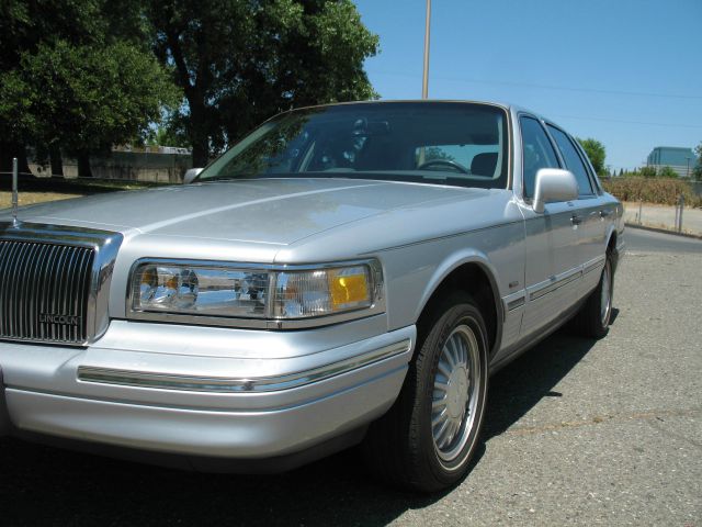 1997 Lincoln Town Car ZR-2 Extended Cab