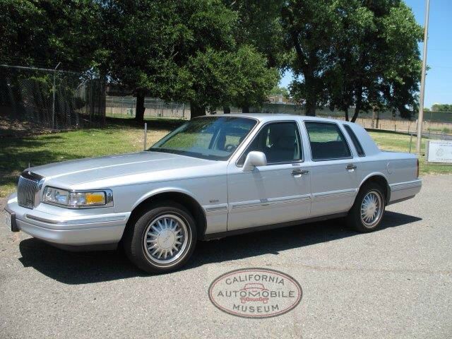 1997 Lincoln Town Car ZR-2 Extended Cab