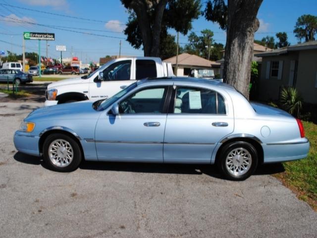 1998 Lincoln Town Car DOWN 4.9 WAC