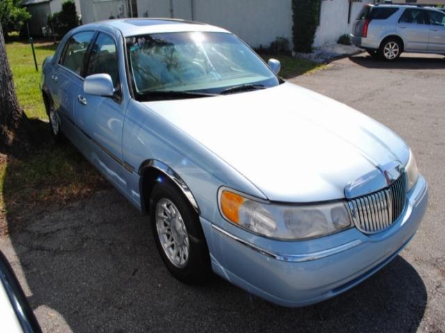 1998 Lincoln Town Car DOWN 4.9 WAC