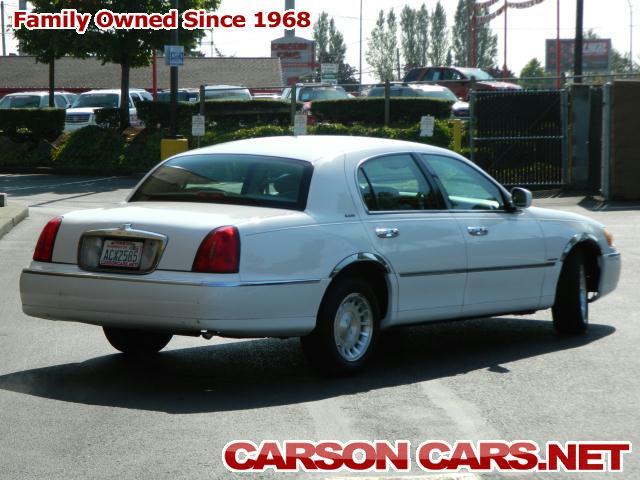 1998 Lincoln Town Car DOWN 4.9 WAC