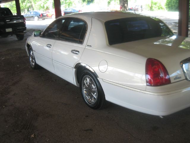 1998 Lincoln Town Car DOWN 4.9 WAC