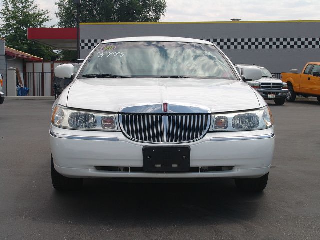 1998 Lincoln Town Car DOWN 4.9 WAC