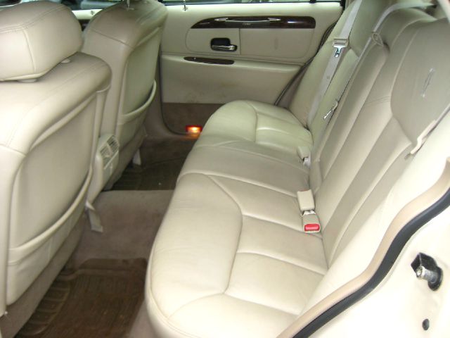 1999 Lincoln Town Car ZR-2 Extended Cab