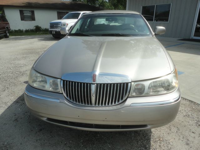 1999 Lincoln Town Car DOWN 4.9 WAC