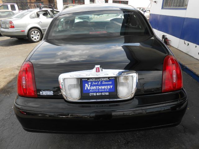 1999 Lincoln Town Car DOWN 4.9 WAC