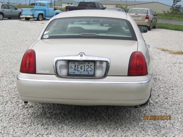 1999 Lincoln Town Car ZR-2 Extended Cab