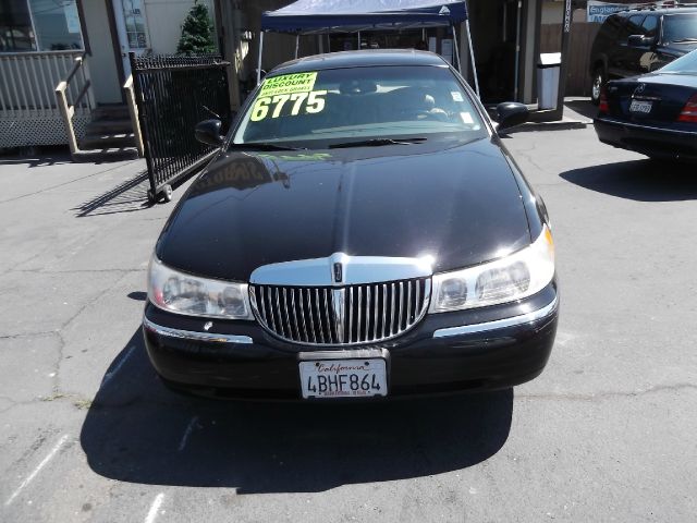 1999 Lincoln Town Car ZR-2 Extended Cab