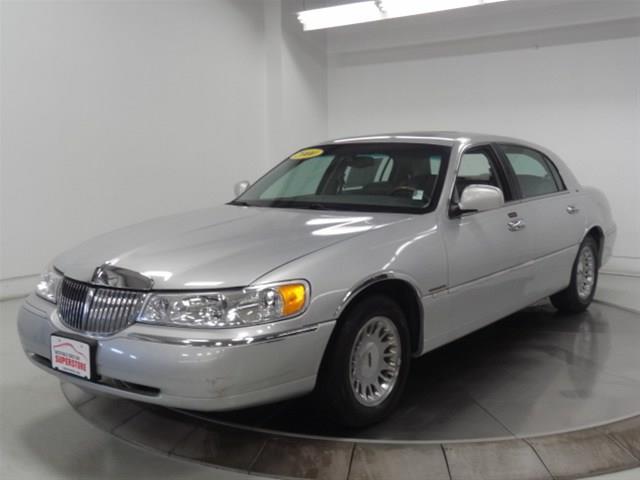 2000 Lincoln Town Car ZR-2 Extended Cab