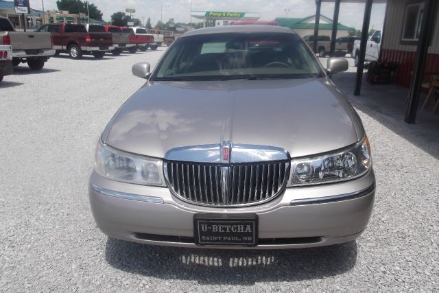 2000 Lincoln Town Car DOWN 4.9 WAC