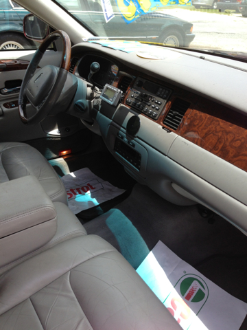 2001 Lincoln Town Car 3.6L V6