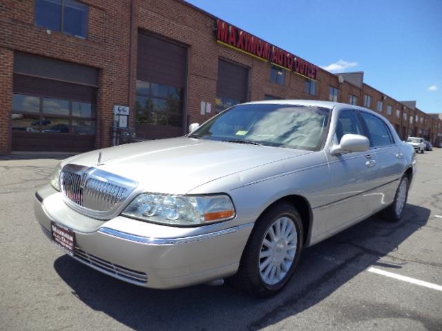 2003 Lincoln Town Car DOWN 4.9 WAC