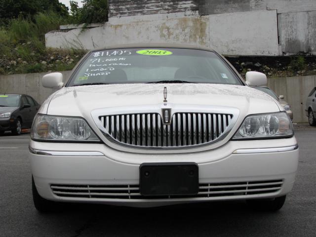 2003 Lincoln Town Car 4DR SDN 2.0 S CVT