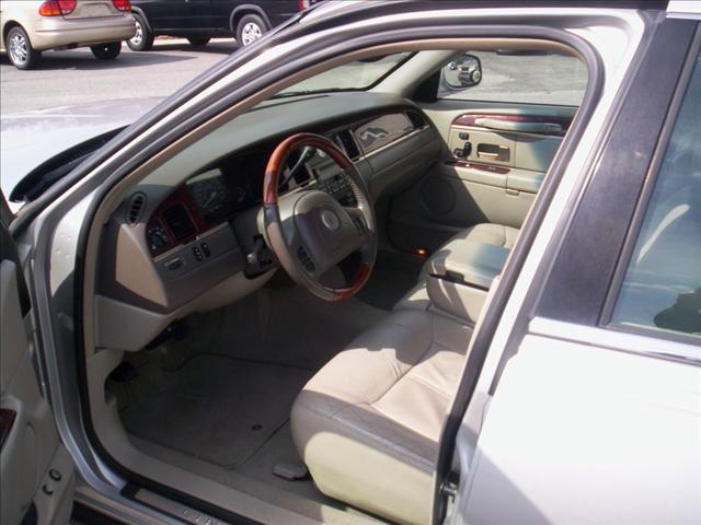 2003 Lincoln Town Car ZR-2 Extended Cab