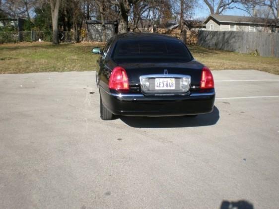 2006 Lincoln Town Car DOWN 4.9 WAC