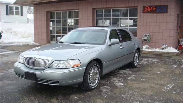 2006 Lincoln Town Car SE KING CAB MT