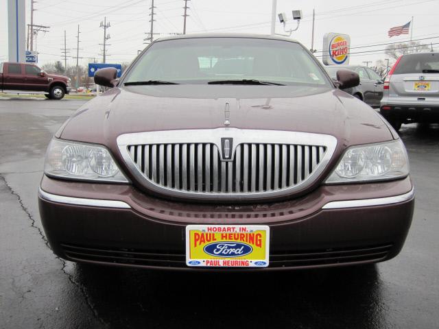 2006 Lincoln Town Car DOWN 4.9 WAC