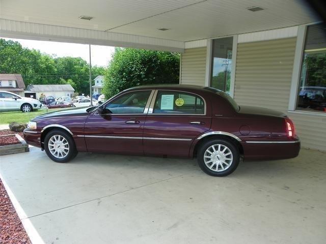 2006 Lincoln Town Car 4dr Sdn SL Auto