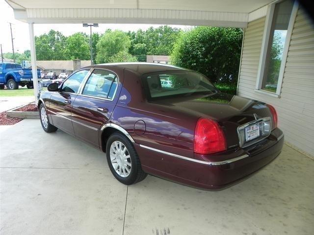 2006 Lincoln Town Car 4dr Sdn SL Auto