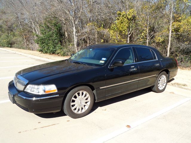 2007 Lincoln Town Car DOWN 4.9 WAC