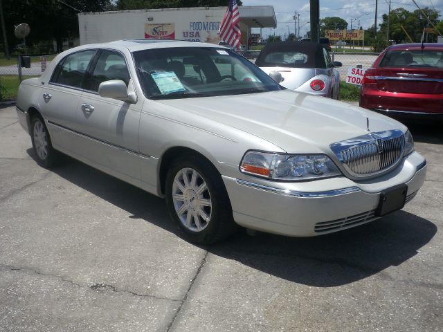 2007 Lincoln Town Car DOWN 4.9 WAC