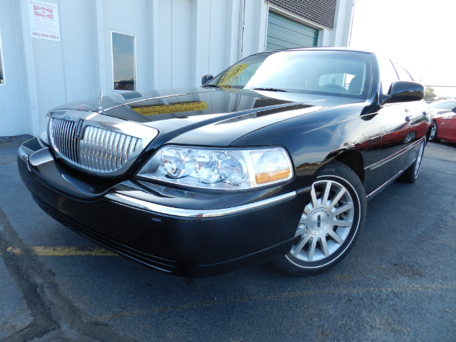 2007 Lincoln Town Car DOWN 4.9 WAC