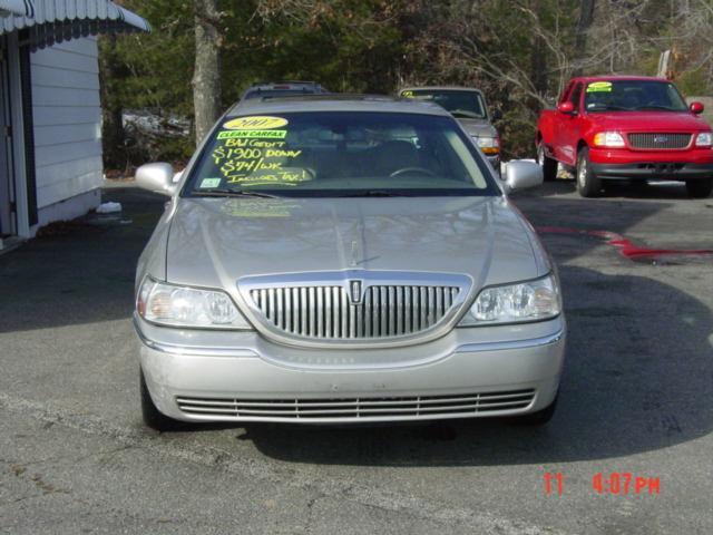 2007 Lincoln Town Car DOWN 4.9 WAC