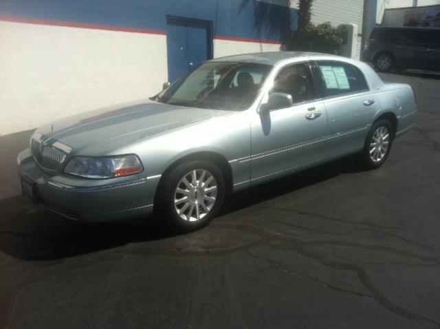 2007 Lincoln Town Car DOWN 4.9 WAC