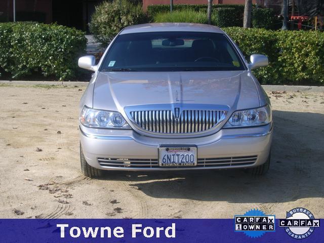 2011 Lincoln Town Car DOWN 4.9 WAC