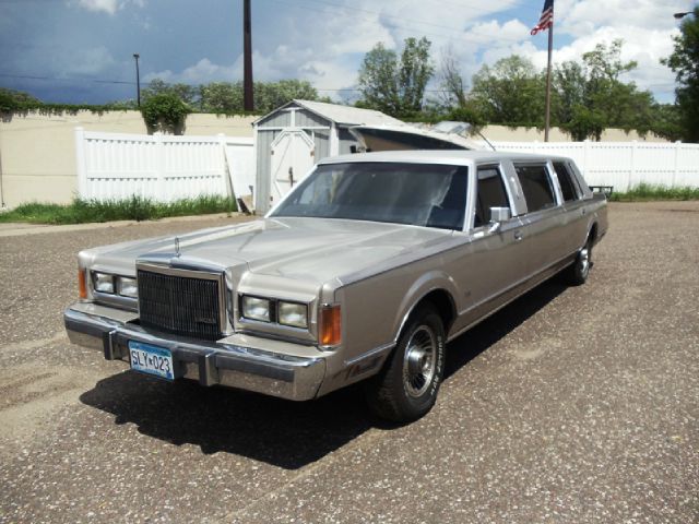 1989 Lincoln Twoncar 2.0T Luxury Ed.-fully Loaded