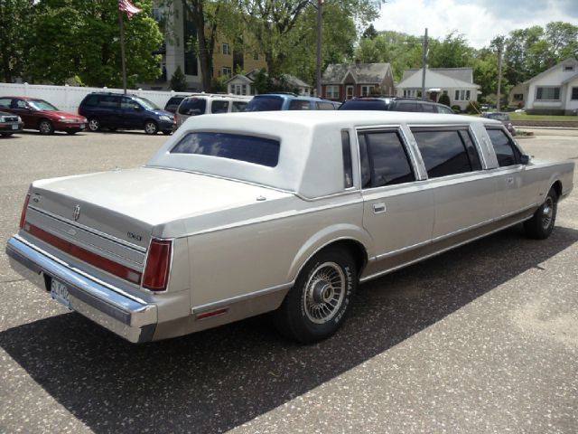 1989 Lincoln Twoncar 2.0T Luxury Ed.-fully Loaded