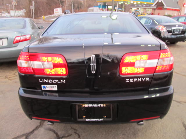 2006 Lincoln ZEPHYR Base