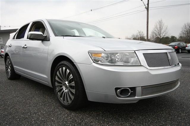 2006 Lincoln ZEPHYR Red Line