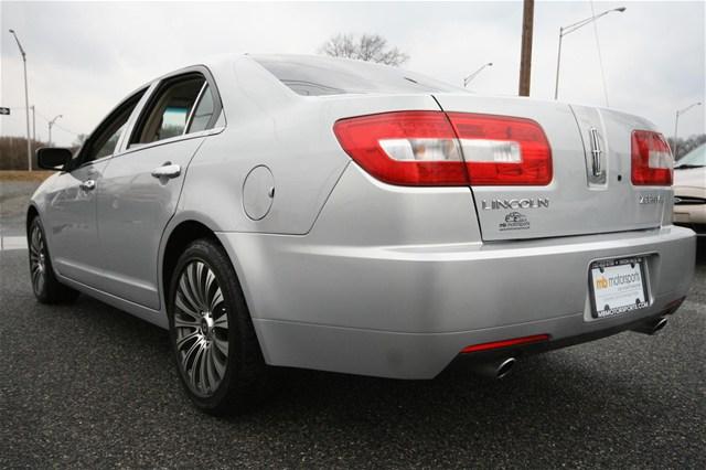 2006 Lincoln ZEPHYR Red Line