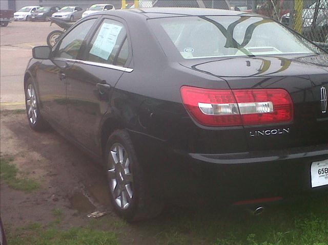 2006 Lincoln ZEPHYR Base