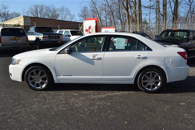 2006 Lincoln ZEPHYR Base