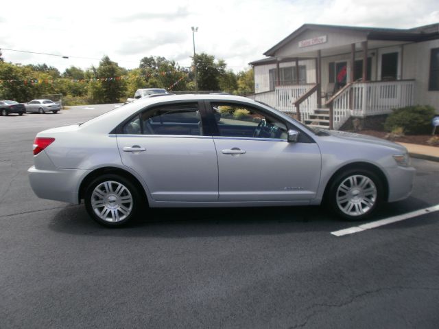 2006 Lincoln ZEPHYR Base